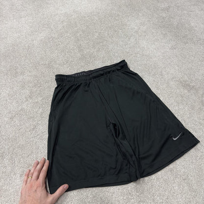 Nike sports shorts loose y2k black Dri-Fit comfy floaty summer gym shorts