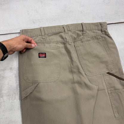 Stone Grey Wrangler carpenter pants W36L32 loose cargo skater style jeans
