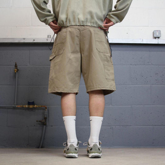 Y2k baggy Wrangler carpenter shorts skater style tan Canvasy wide leg summer festival jorts