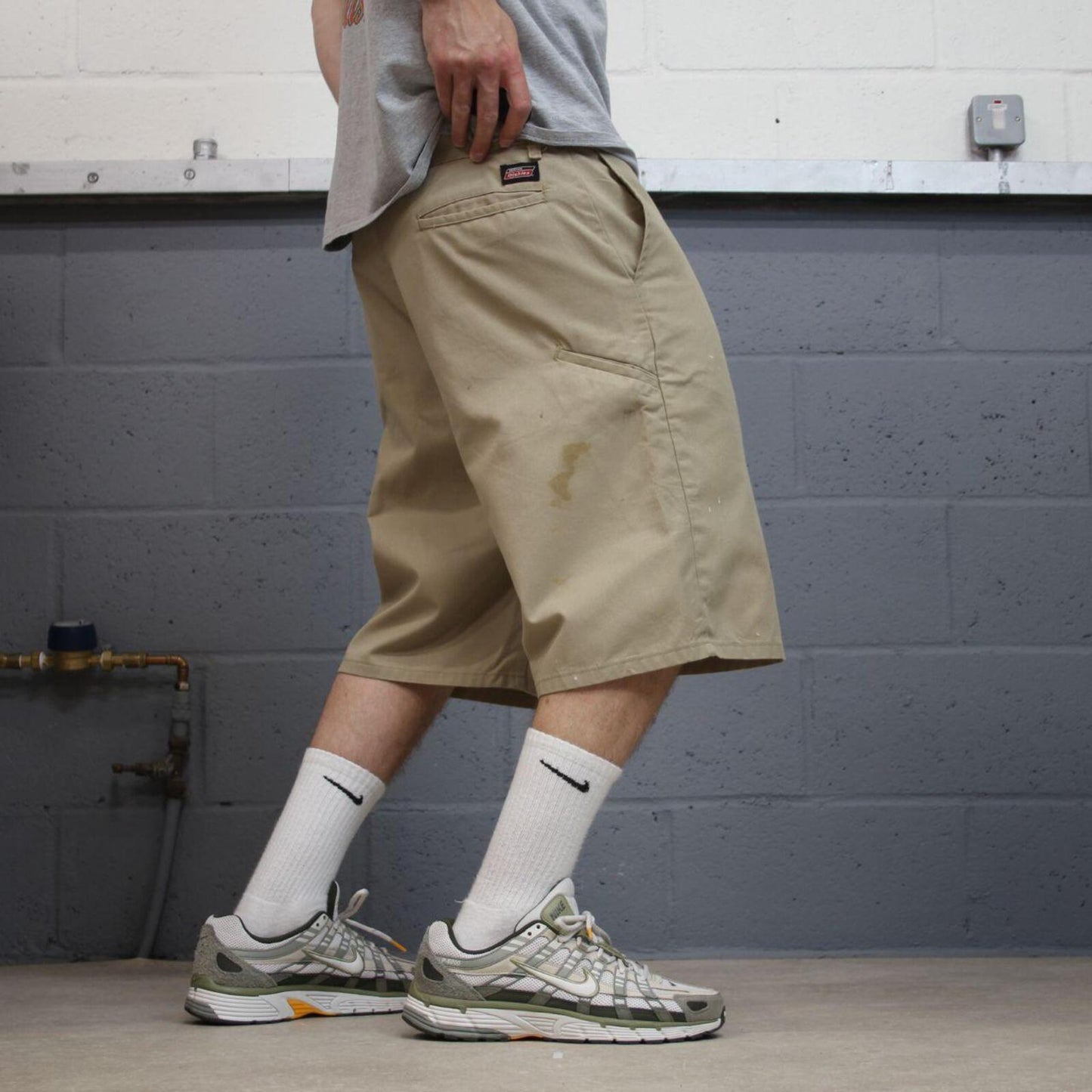 baggy Dickies carpenter shorts khaki Twill chino skater style shorts wide long leg