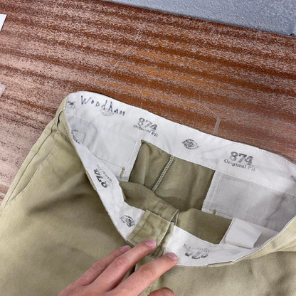 Dickies 874 trousers W36L28 beige loose chino skater pants