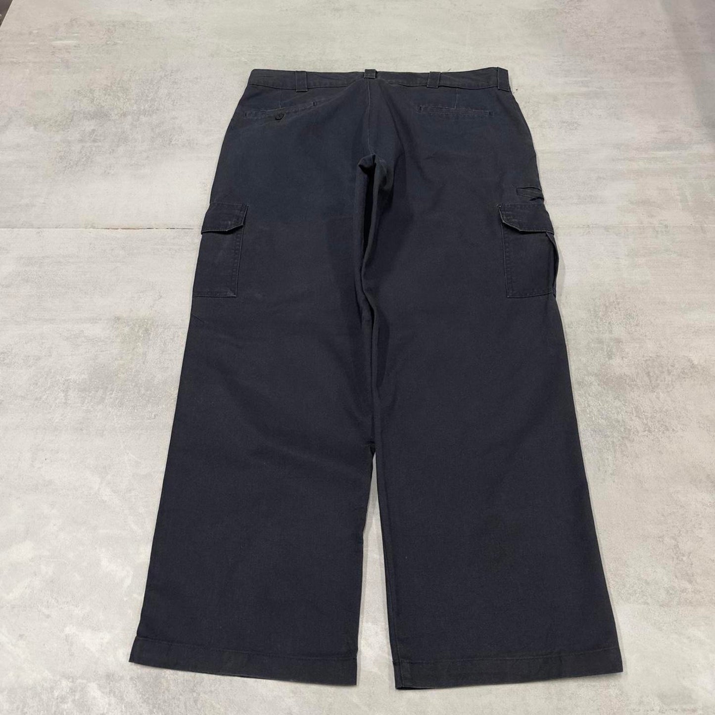 Dickies cargo trousers W38L30 black loose chino style skater cargo pants