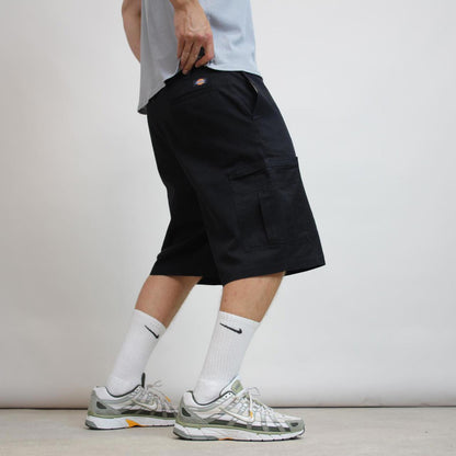Black Dickies cargo shorts W38