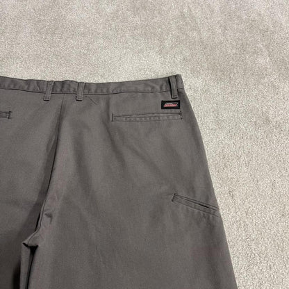 Dickies baggy chino shorts carpenter grey Chino style skater shorts long loose fit festival