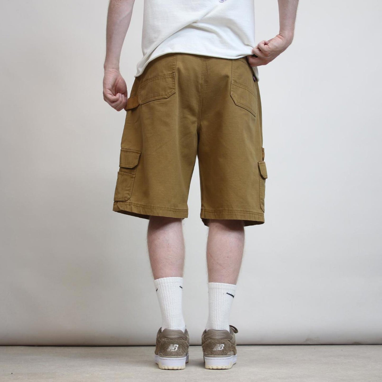 Tan Dickies cargo shorts W38