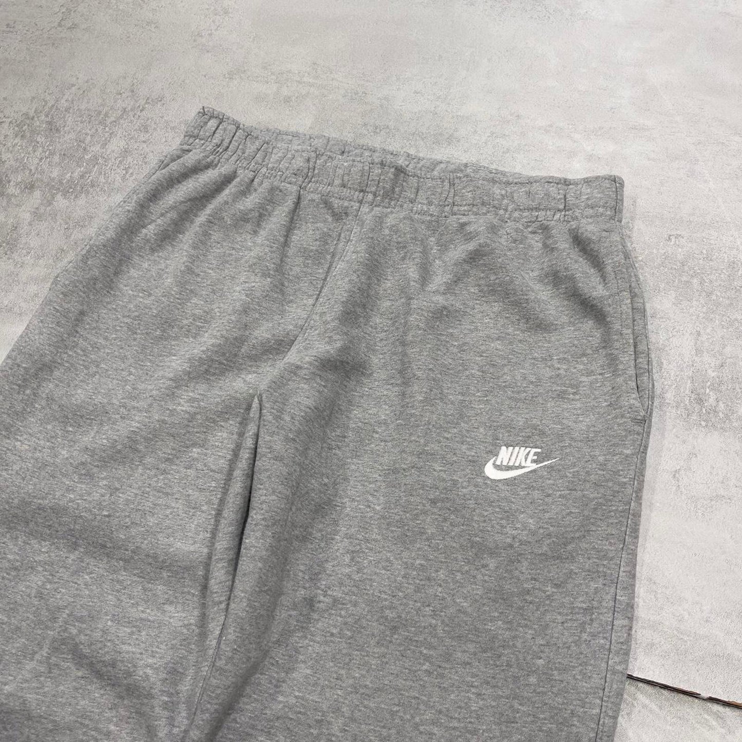 Y2k grey Nike joggers L
