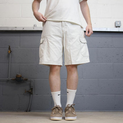 Beige IZOD cargo shorts W34