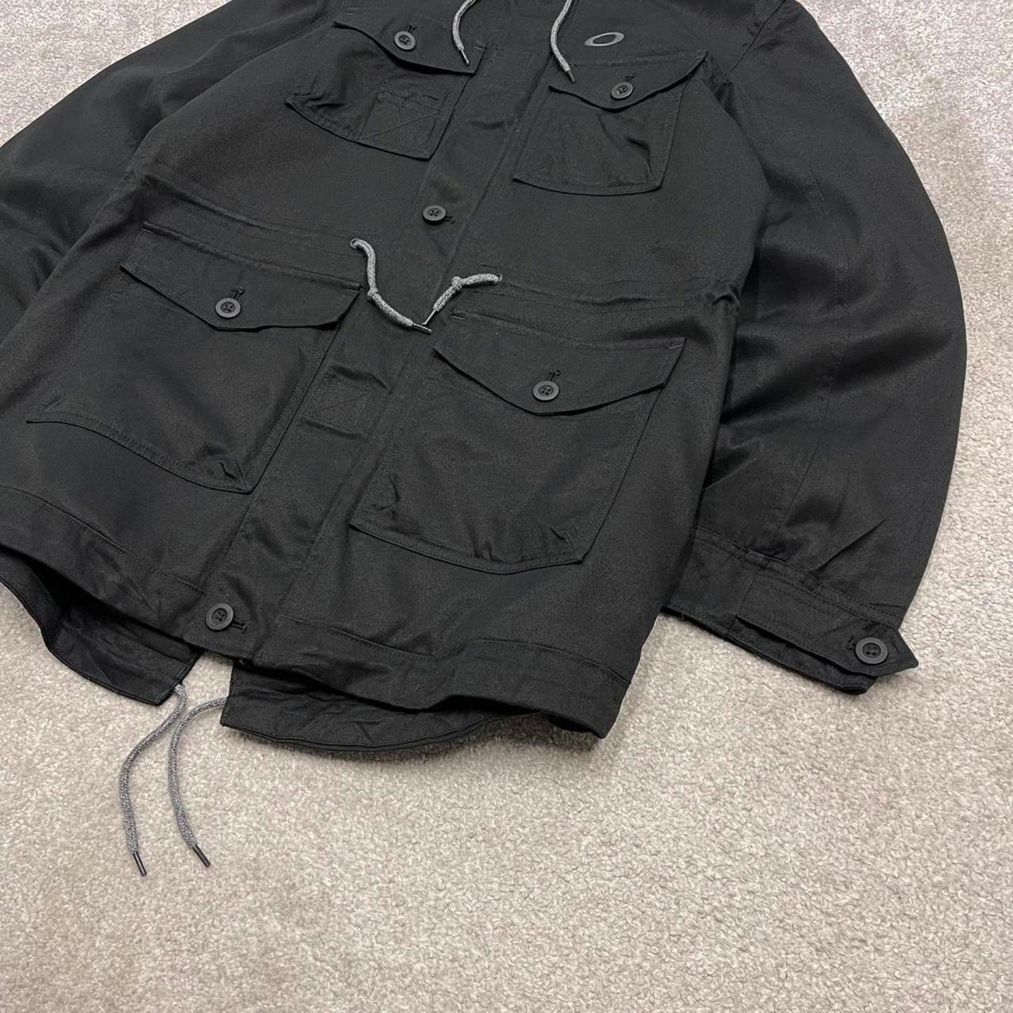 00s Oakley technical parka jacket M women's y2k style adjustable black tech coat winter