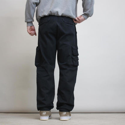 Wrangler cargo pants W38 L32 black regular taper cargo skate style pants