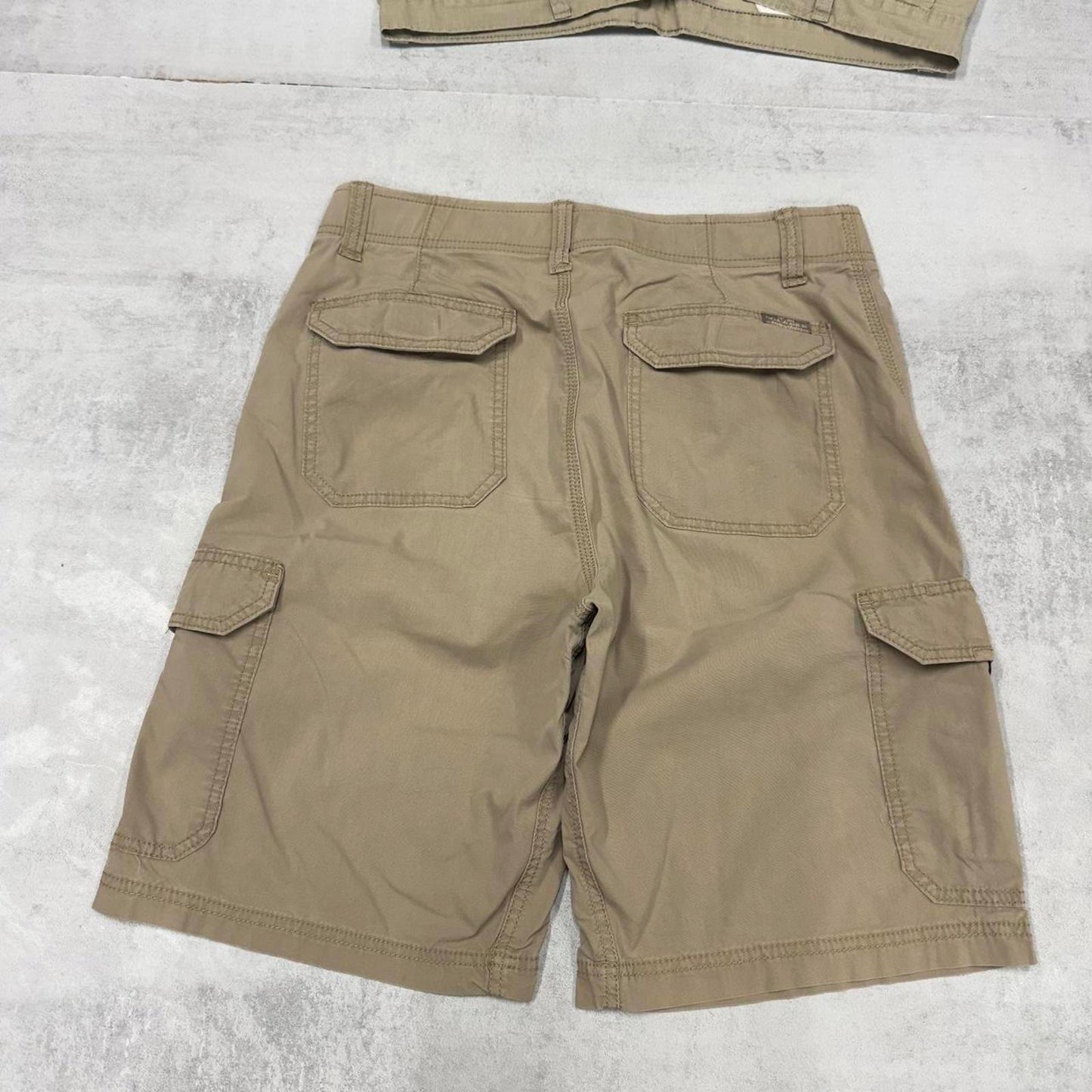 Mens Lee shorts W32