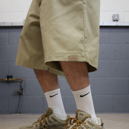 Dickies baggy carpenter shorts khaki Chino style skater shorts long wide leg festival