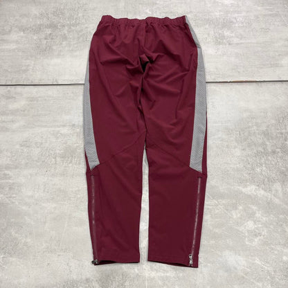 Embroidered Under Armour trackies S