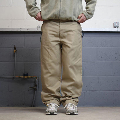 Y2k baggy work pants loose beige Chino style skate trousers Red Kap workwear patch logo