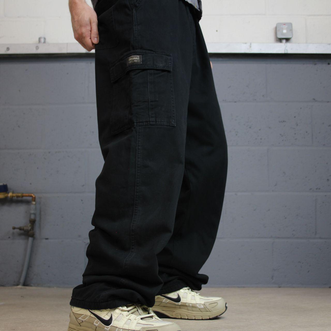 Wrangler flannel lined cargo pants y2k black Loose leg 2000s style skater work pants