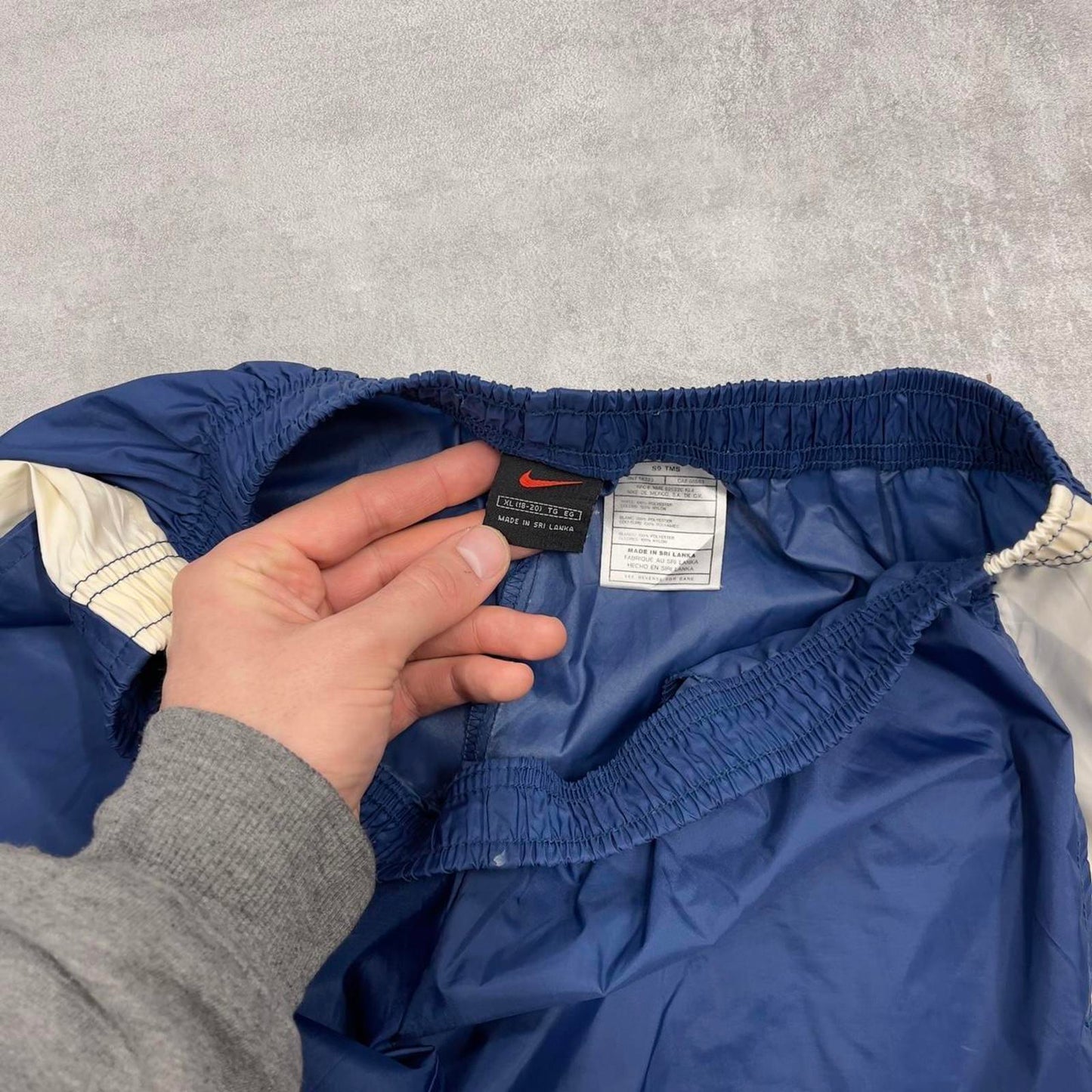 Blue Nike tracksuit bottoms XL (18-20)