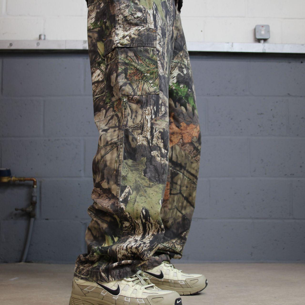 Field & stream mossy oak camo cargo pants medium khaki straight camouflage hunting utility trousers