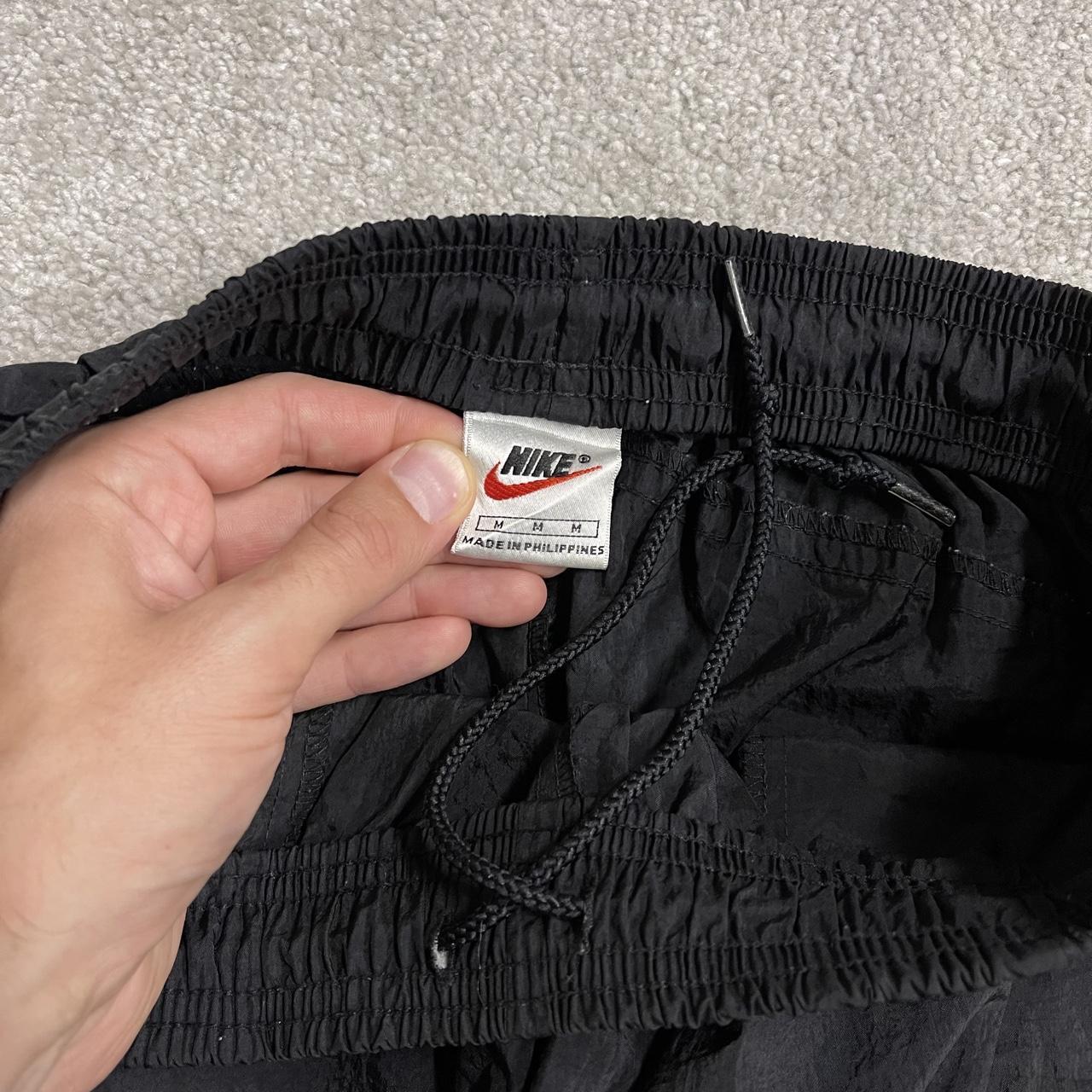 Y2K Nike pleated tracksuit bottoms black Medium drawstring swoosh logo track pants