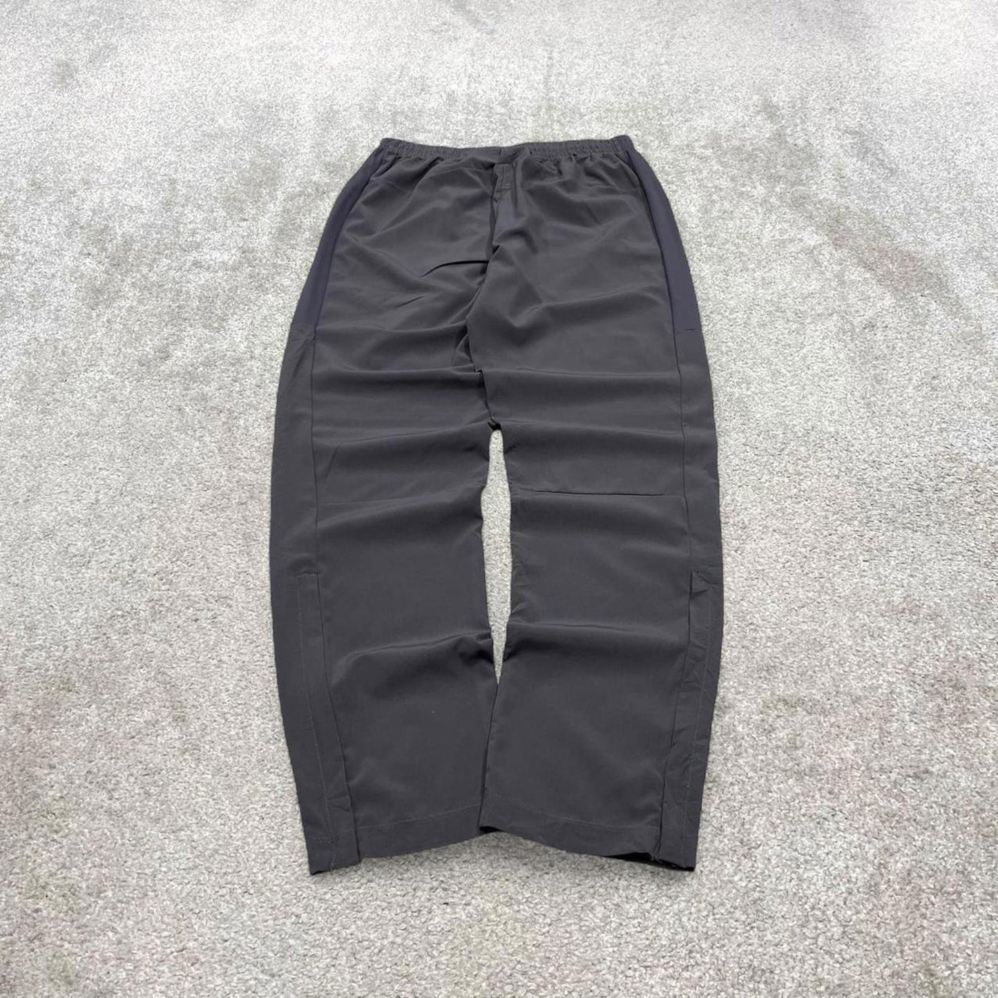 Y2k FILA tracksuit bottoms grey Floaty leg print logo gym track pants
