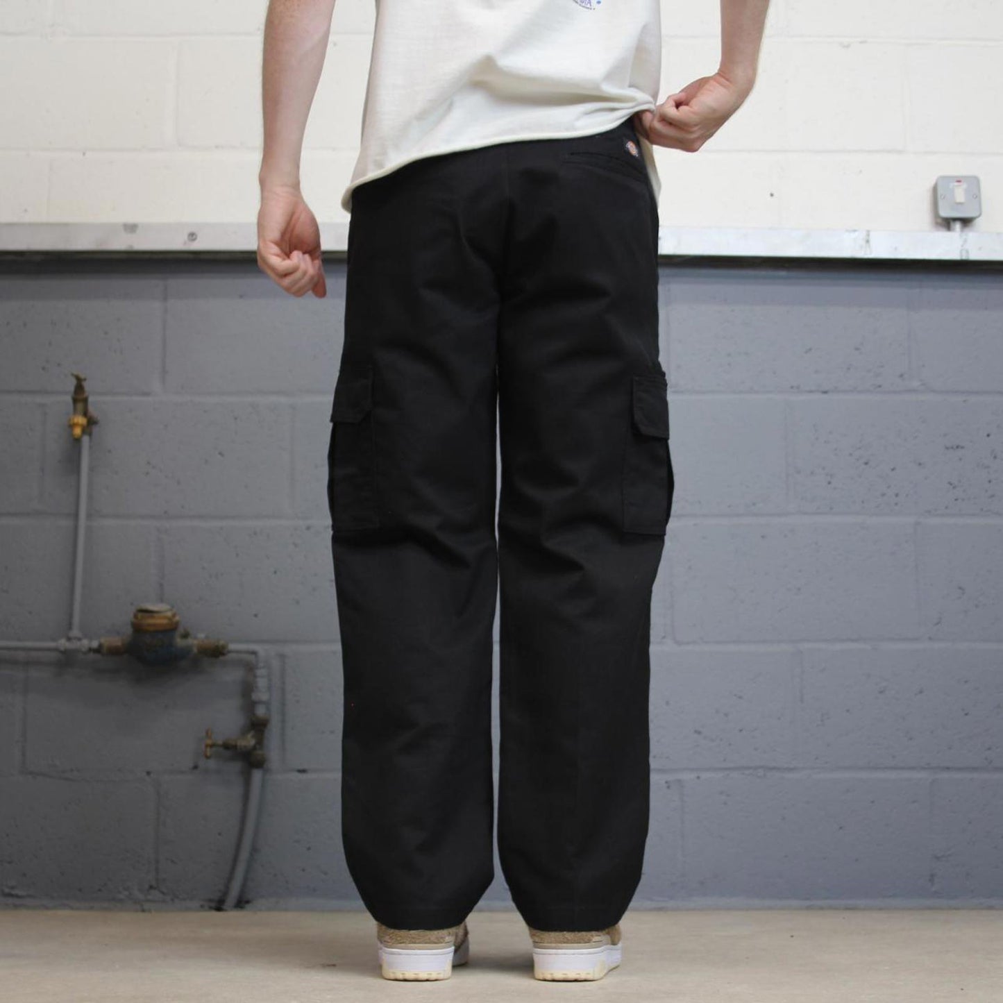 Black Dickies cargo trousers W32L30