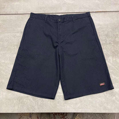Navy Dickies carpenter shorts W38