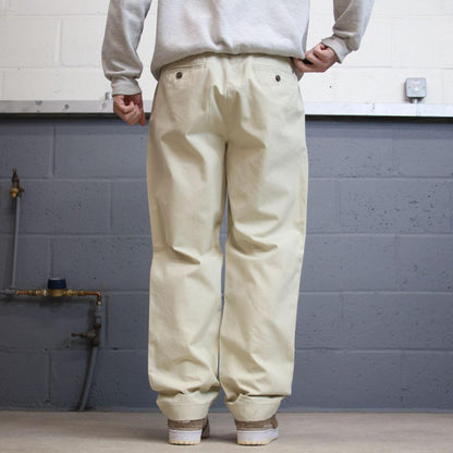 Tommy Hilfiger chino pants beige Straight leg chino style preppy summer trousers