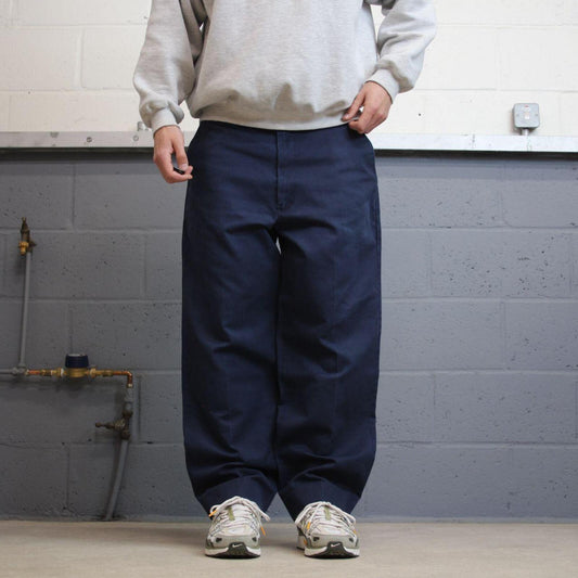 Vintage skater work pants faded navy W37L29 Loose chino style skate trousers Red Kap workwear