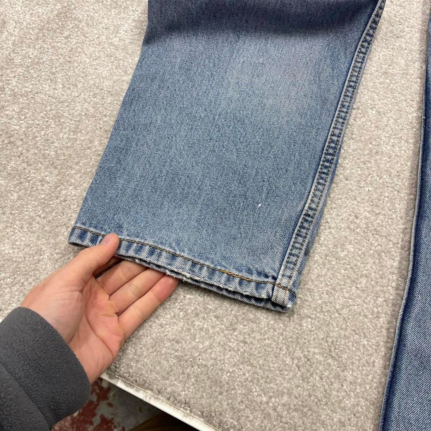 Y2K baggy Levi’s 550 jeans wide leg blue Loose fit denim pants red tab logo