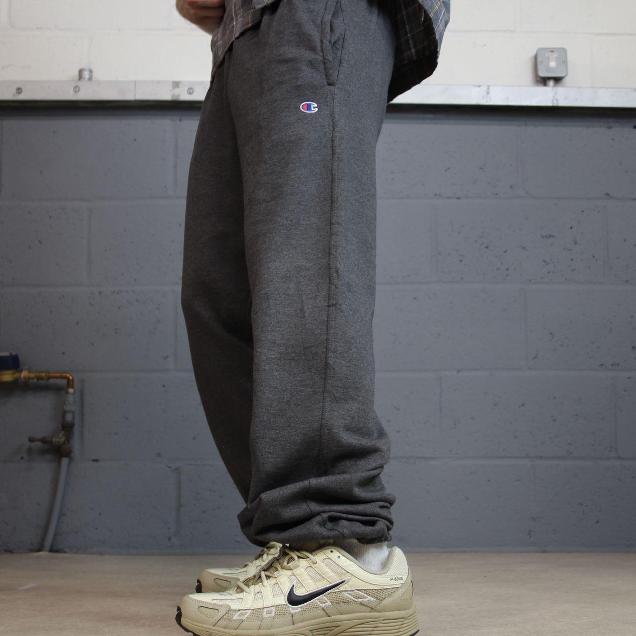 Champion grey joggers loose leg cuffed y2k Loose casual 2000s style jogging bottoms