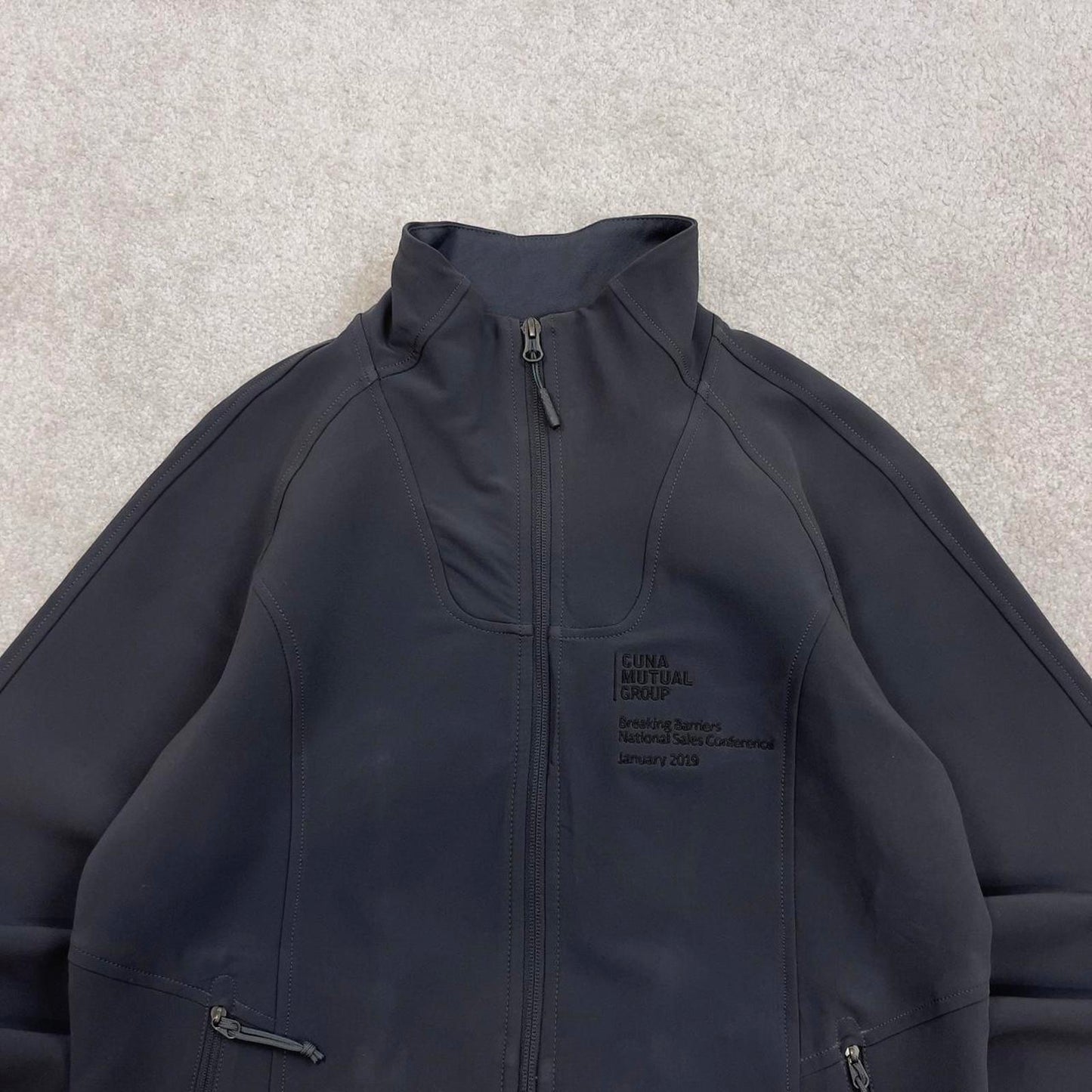 North Face technical windbreaker jacket women's black grey TNF Windwall y2k hiking coat