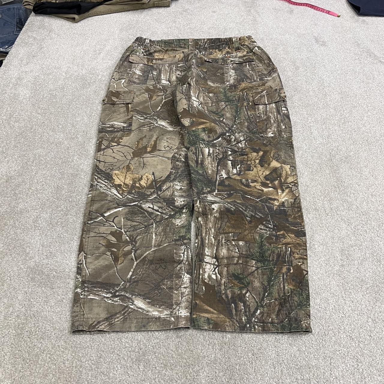 Realtree camo cargo pants Y2K khaki Field & Stream loose fit camouflage pattern