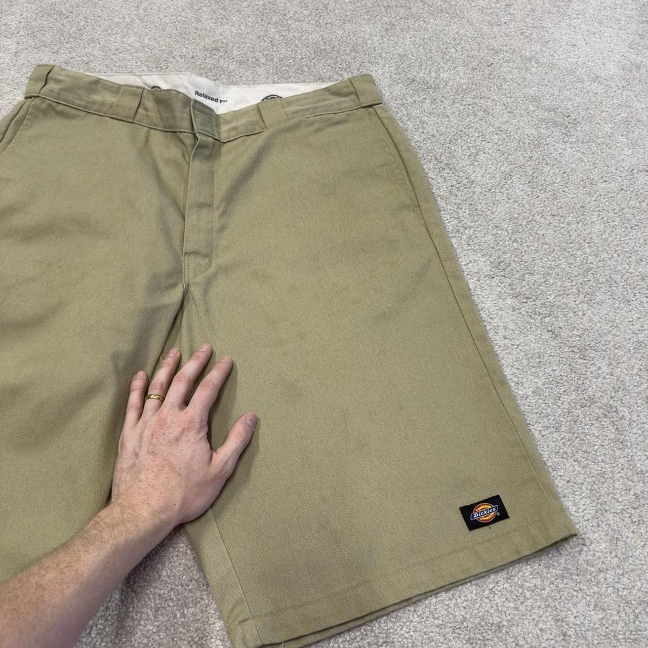 Dickies carpenter chino shorts relaxed khaki Chino style skater shorts loose leg festival