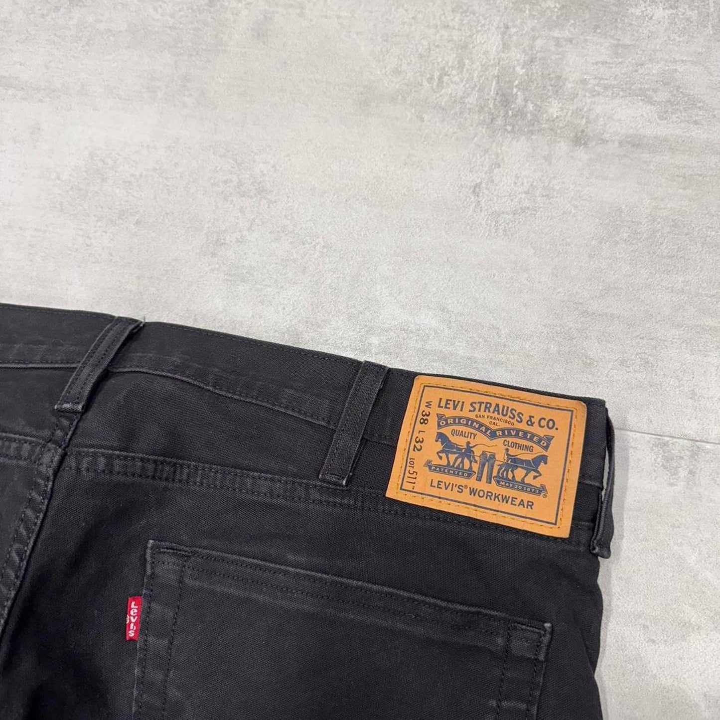Black Levis Carpenter Jeans W38L32