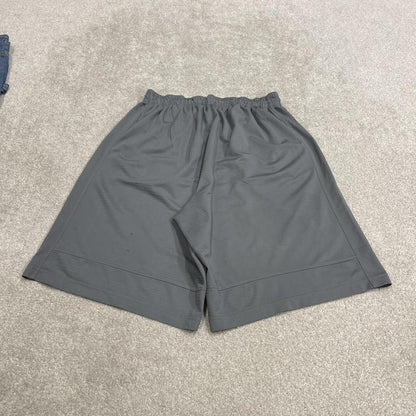 Baggy Nike sports shorts y2k grey Basketball style comfy loose floaty summer gym shorts