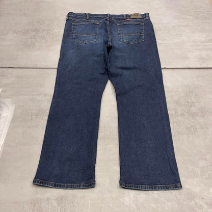 Blue Wrangler jeans W40L30 straight leg 90s style denim jeans