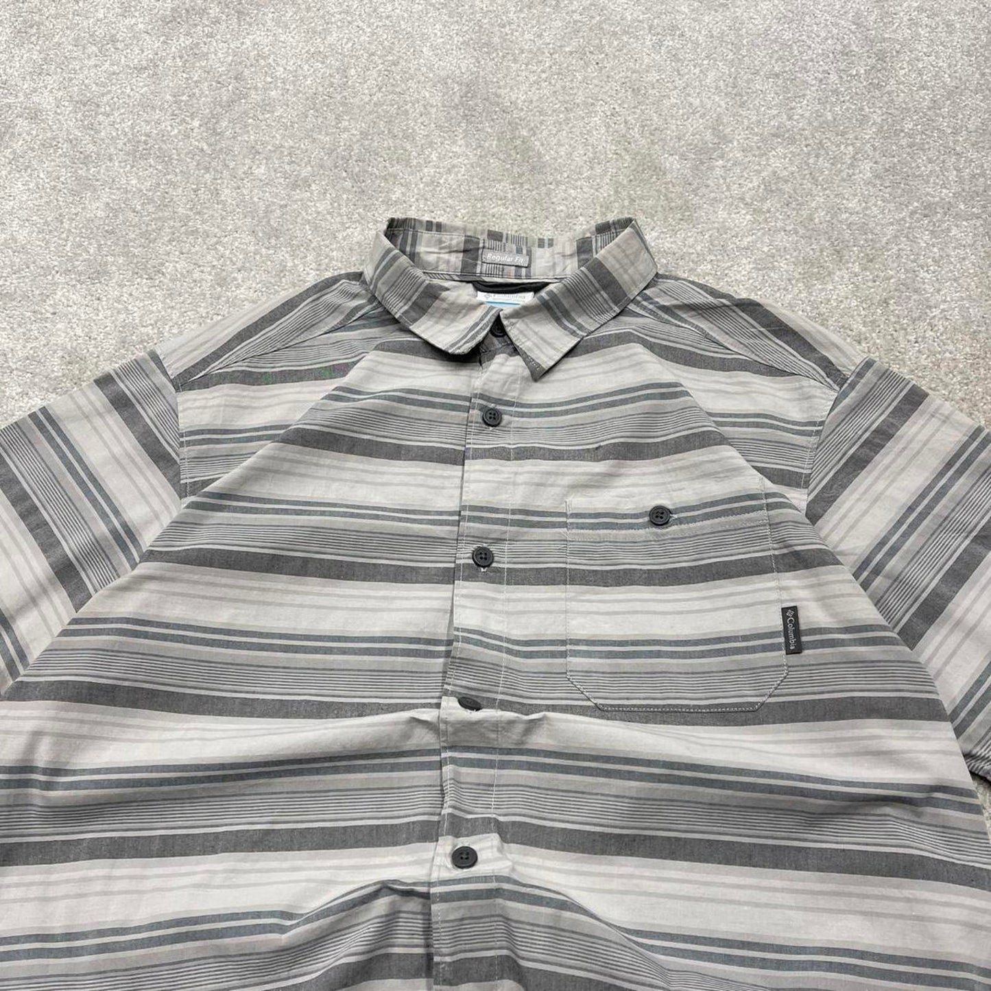 Y2K striped shirt short sleeve Columbia grey Surf style stripey shirt summer festival