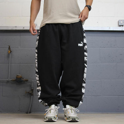 Baggy black Puma joggers 4XL y2k style sportswear track pants loose fit