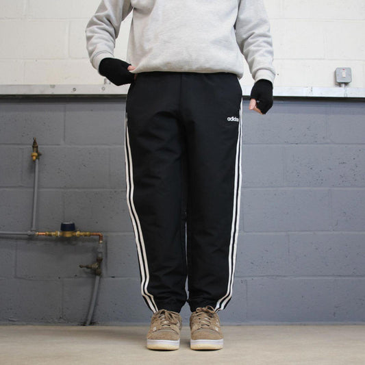 Y2k Adidas tracksuit bottoms L 00s style sportswear joggers mesh lined track pants print logo