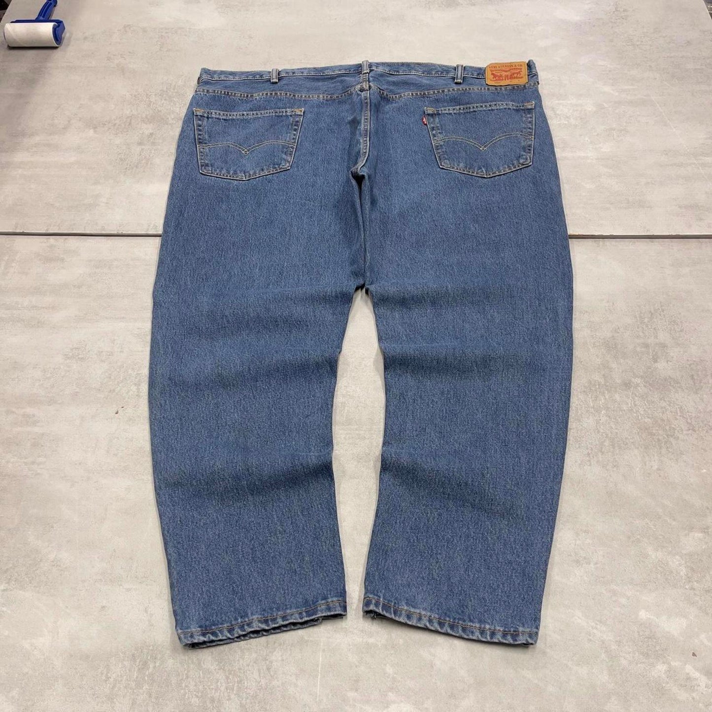Levis 550 jeans W52L32 blue loose 90s relaxed style skater jeans red tab logo
