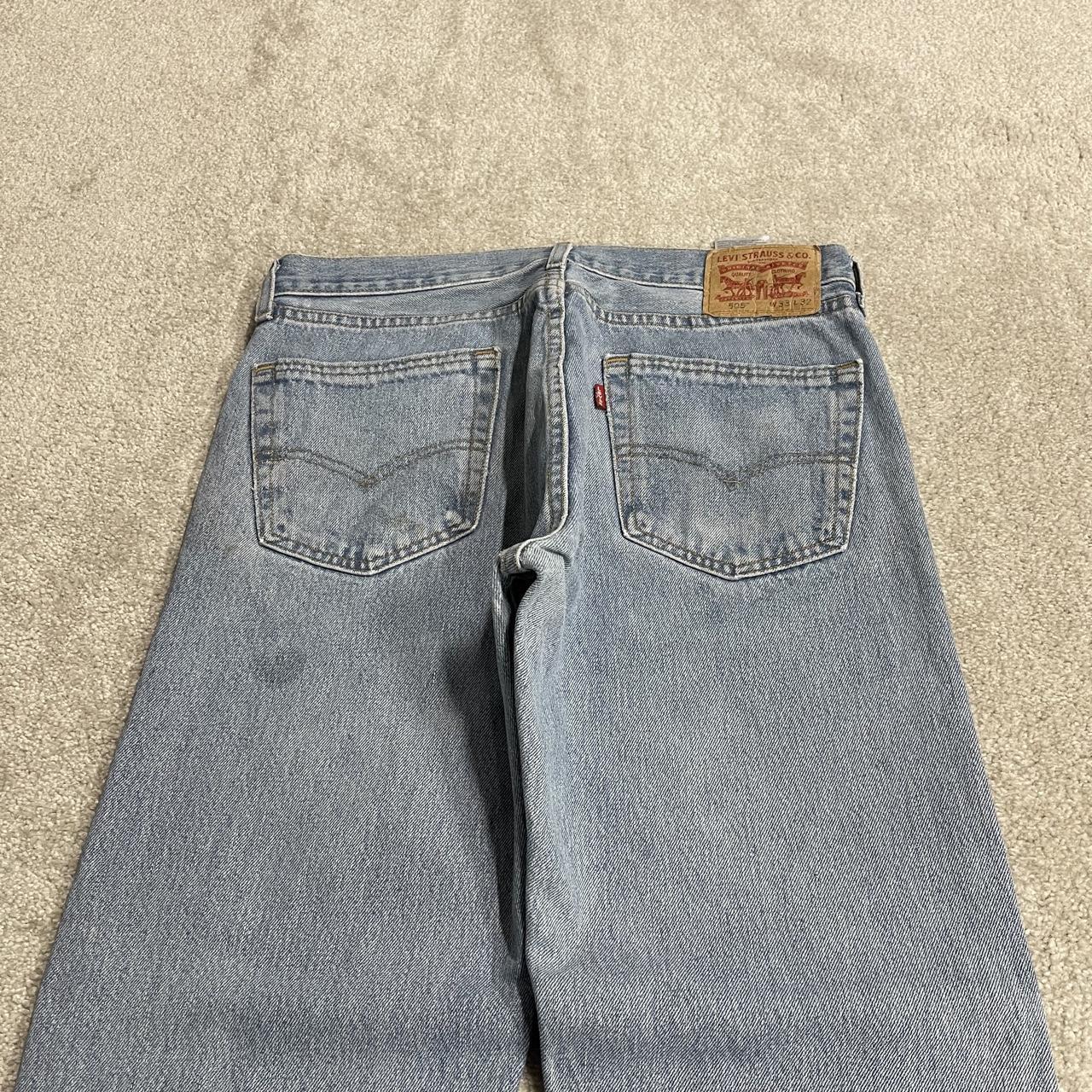 Y2K Levi’s 505 jeans W33L32 washed blue Straight fit 5 pocket pants belt loops red tab logo
