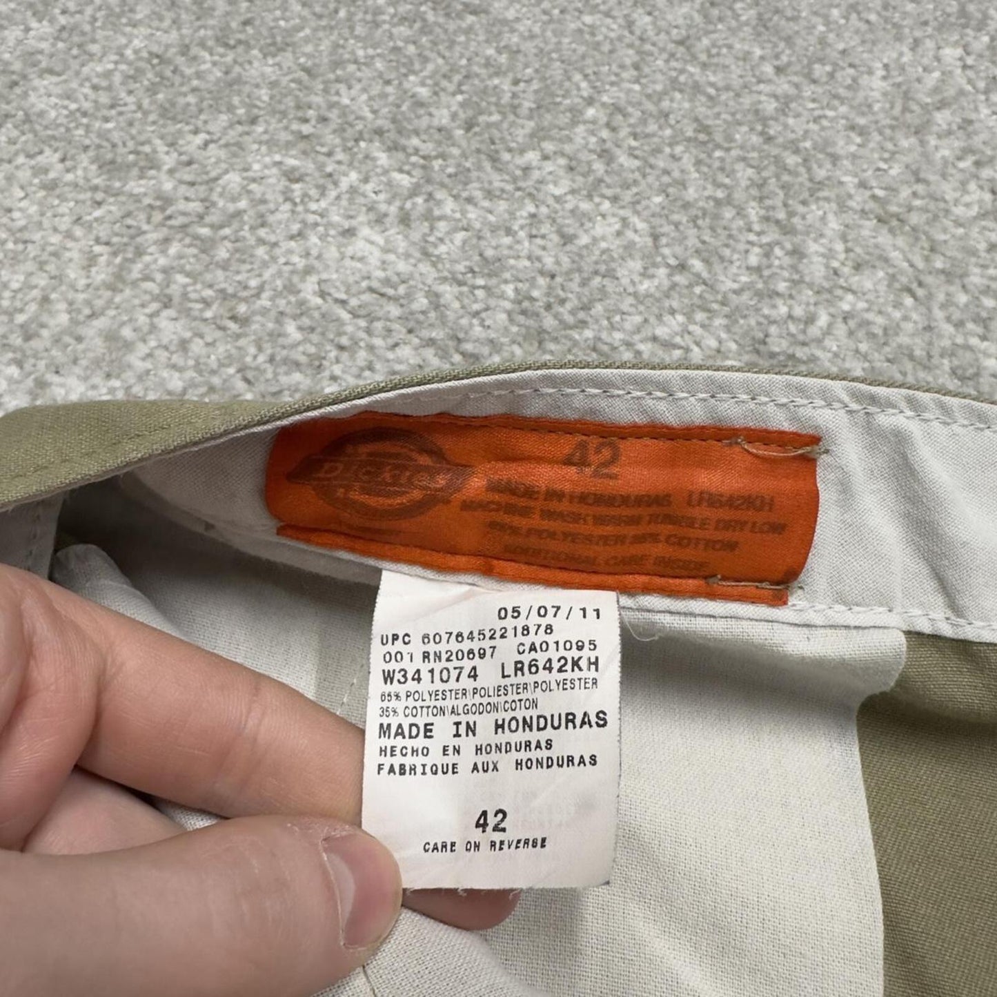 Y2K Dickies baggy carpenter shorts W42 skater style khaki Loose chino style summer festival shorts