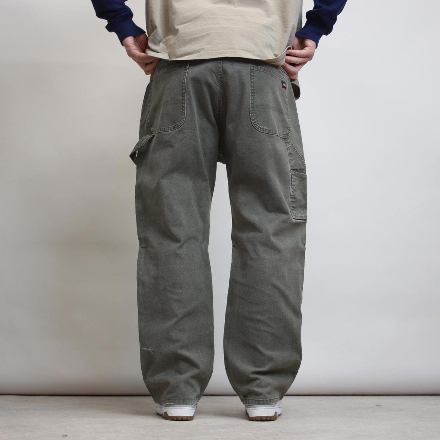 Dickies carpenter jeans W42 L30 khaki loose canvas skater style cargos