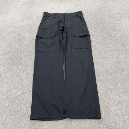 Wrangler cargo pants y2k black Straight leg skater work pants 32x32