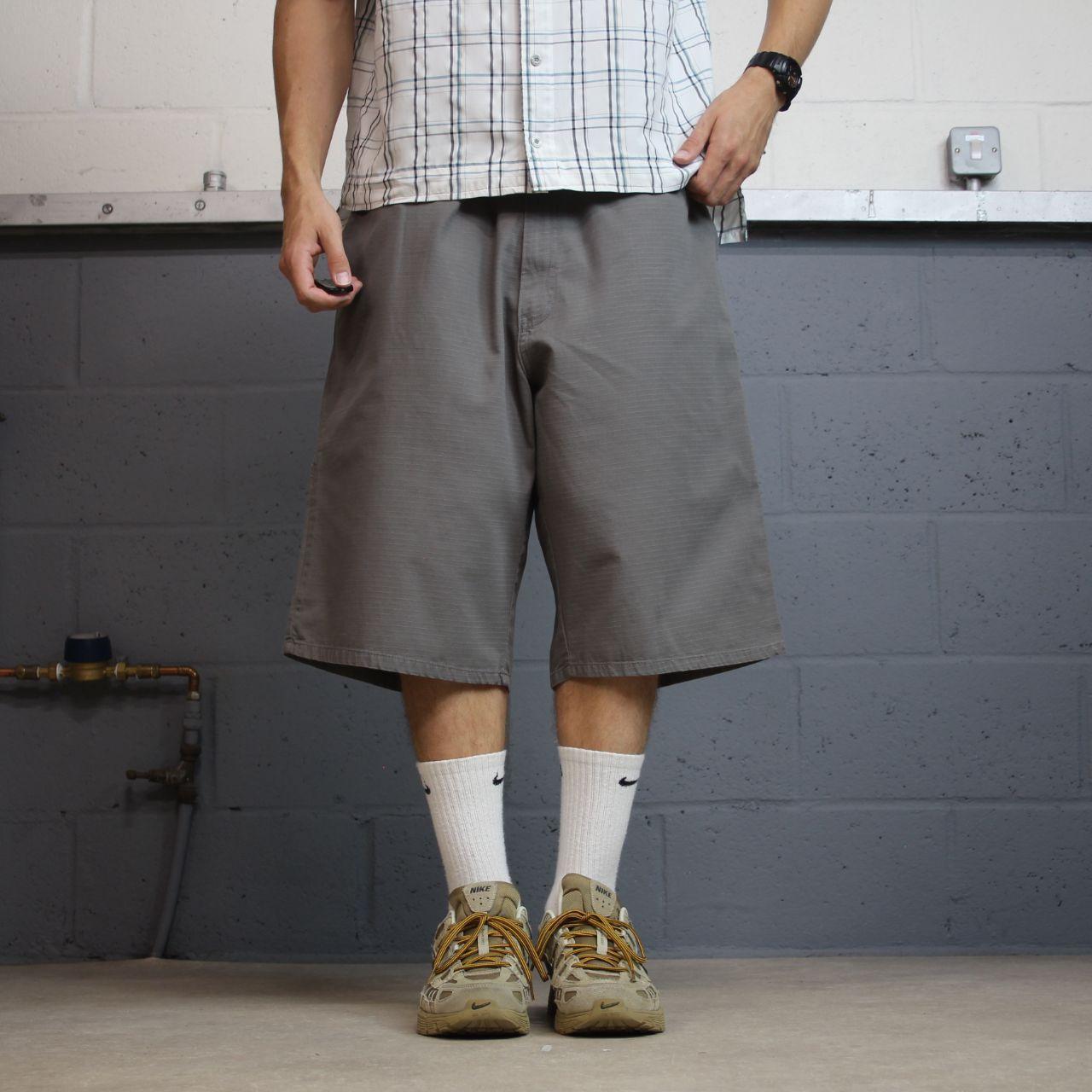 Dickies baggy carpenter shorts grey W44 long leg chino skater style shorts