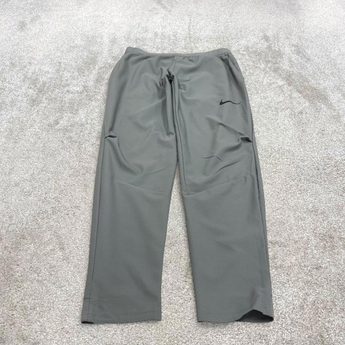 Y2k Nike tracksuit bottoms Dri-Fit Medium grey sportswear track pants gym wear trackies joggers