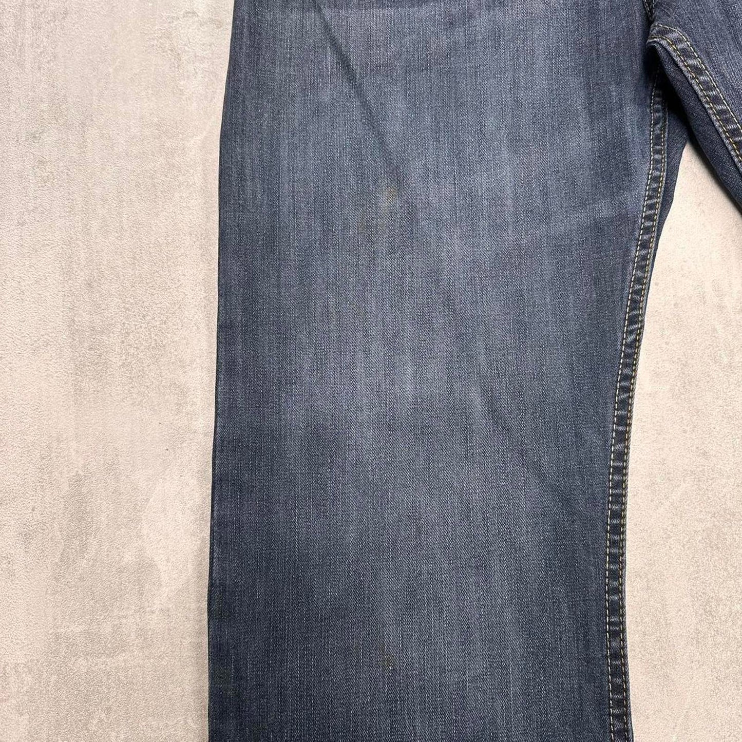 Blue Wrangler jeans W34L30 slim straight fit denim pants