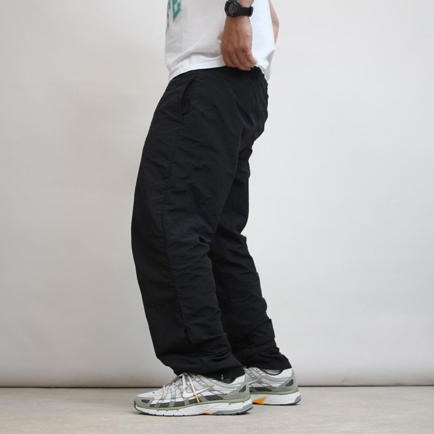 Black Reebok trackies L