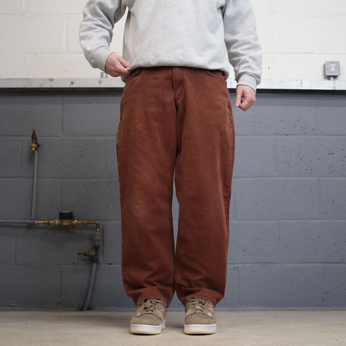 Carhartt carpenter jeans Y2K brick red loose relaxed fit skate style cargo work pants