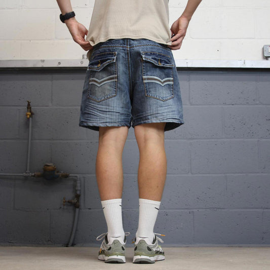 Blue embroidered Chams jorts W40