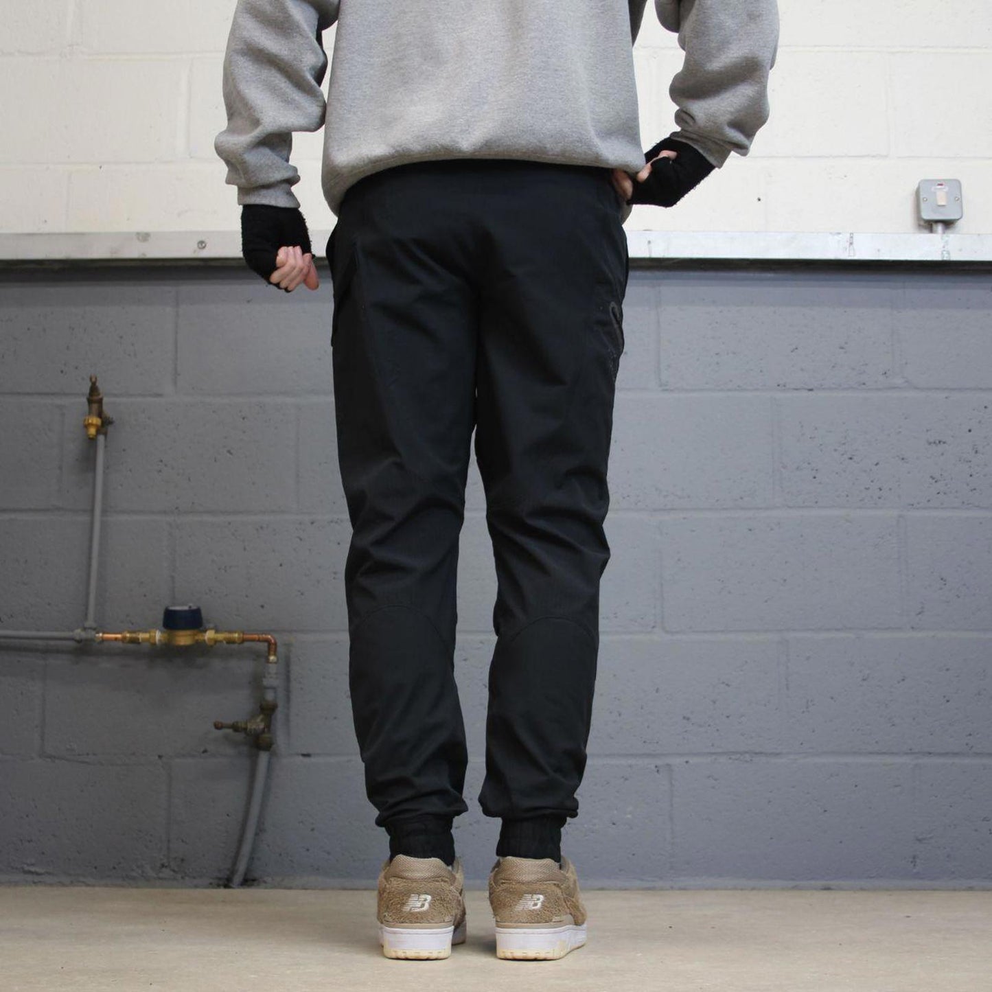 00s Under Armour tracksuit bottoms y2k small black joggers print logos gym wear trackies
