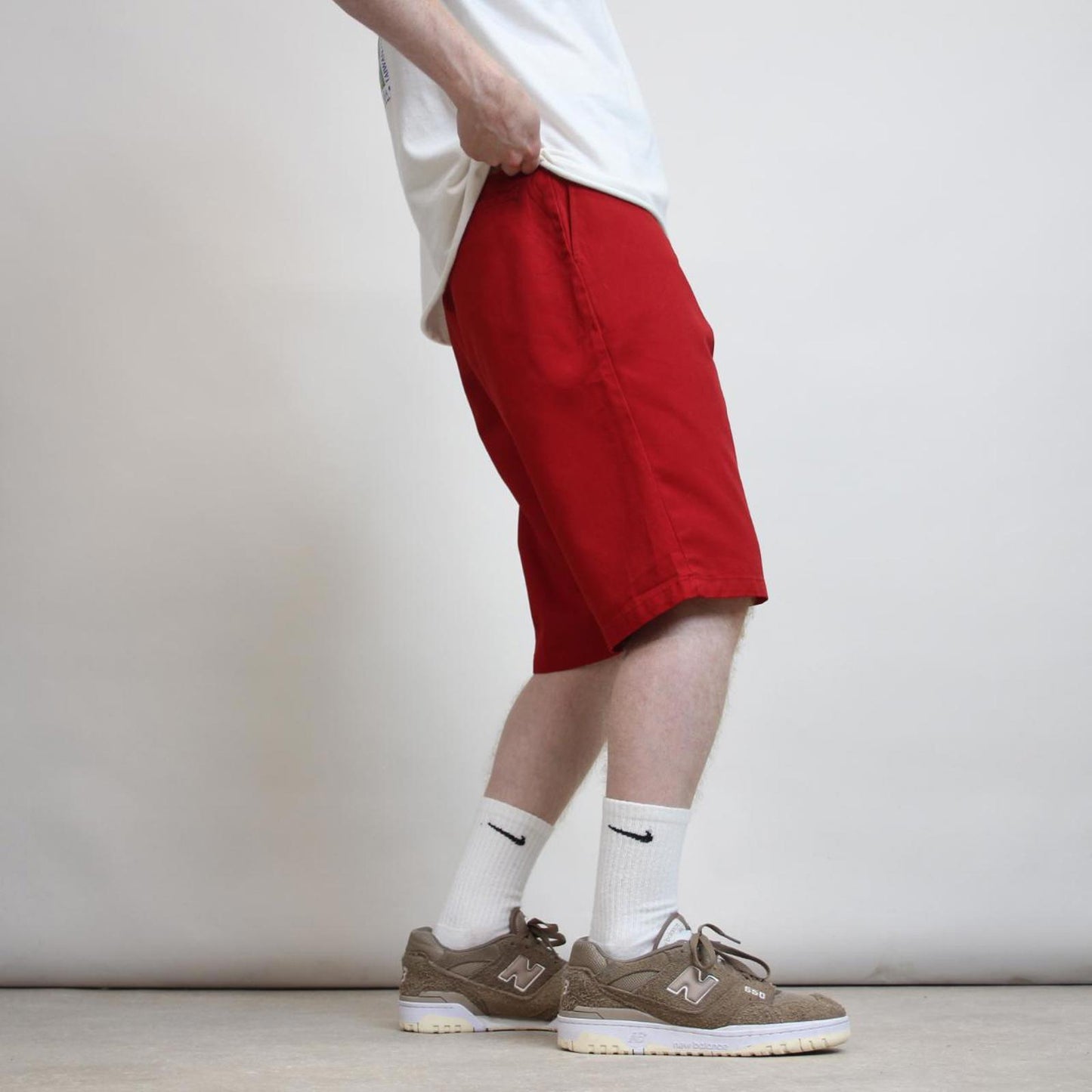 Red Dickies shorts W32